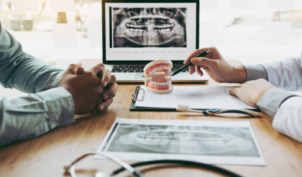 Best Emergency Care for Gum Disease in Hull, IA